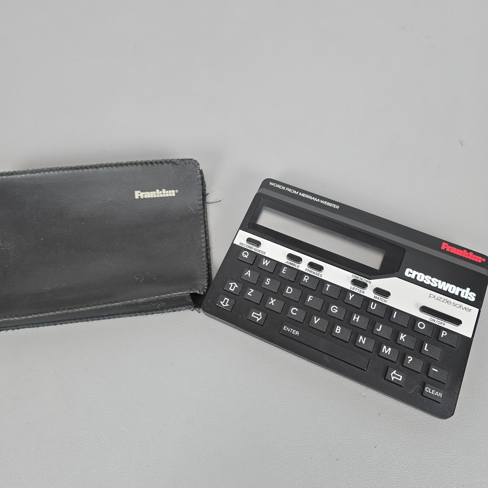 Vintage Franklin Crosswords Puzzle Solver CW-50 Merriam-Webster Handheld Black